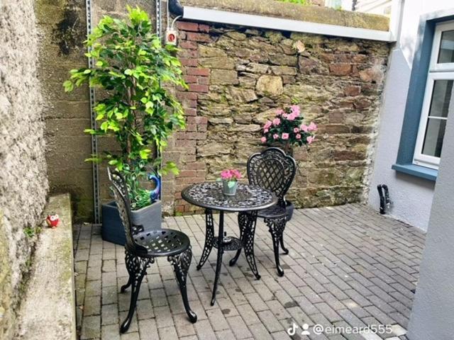 Trinity Apartments Four 1-Bedroom Apts Waterford City Centre Экстерьер фото